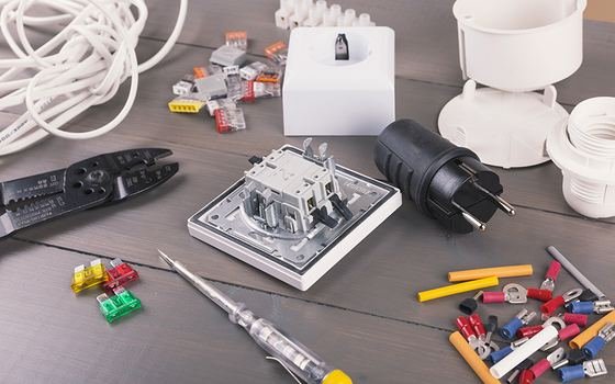 Outillage et appareillage électrique